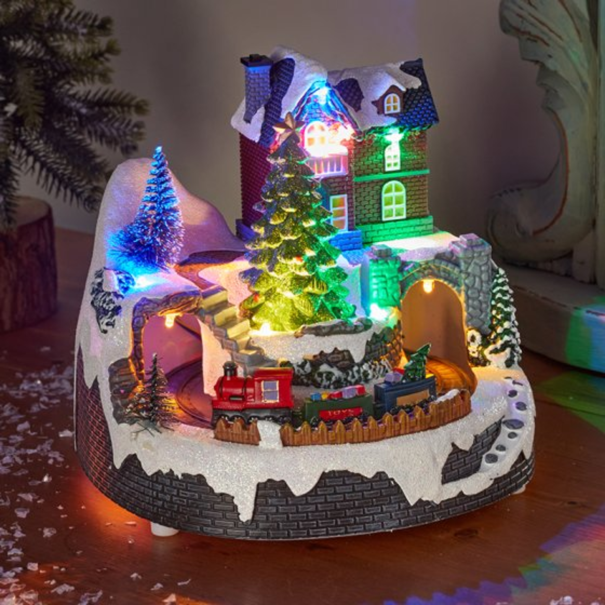 All Aboard! SnowScene 2571004 Smart Garden Christmas Mulligans of Ballaghaderreen