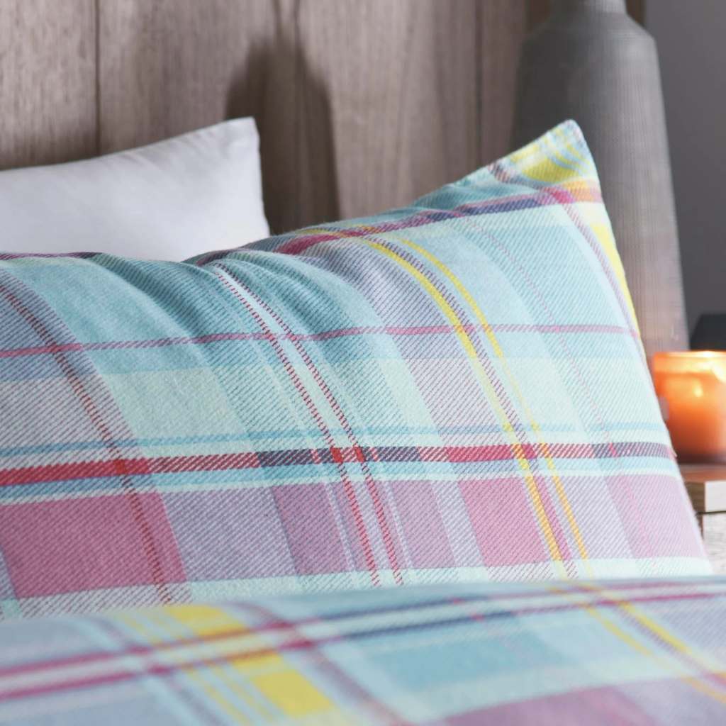 Applecross Check Multi Duvet Cover Stematclo Mulligans of Ballaghaderreen 