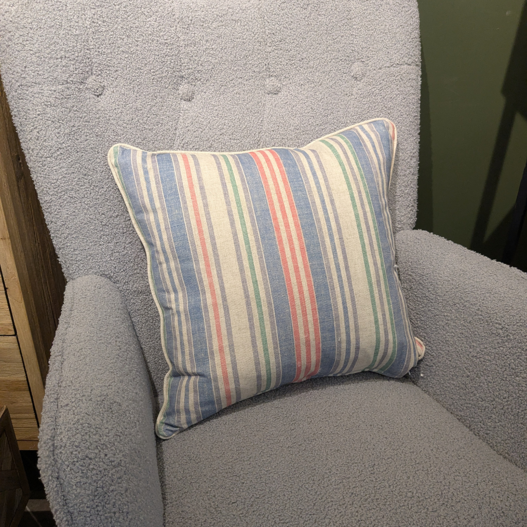 Blue and Pink Floral Feather Scatter Cushion BAPFFSC Millford Linen Mulligans of Ballaghaderreen 