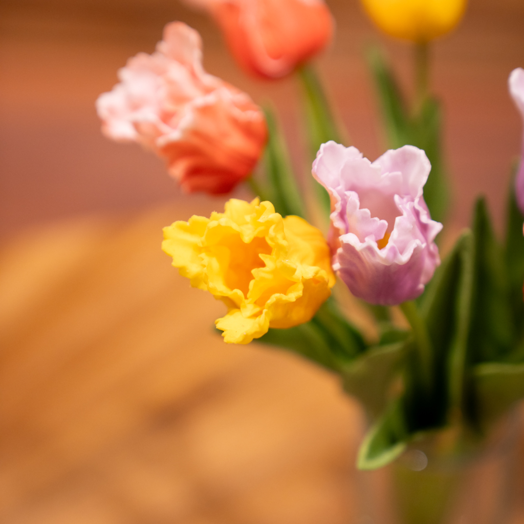 Faux Tulips Bundle in Vase TL7440 Tara Lane Mulligans of Ballaghaderreen