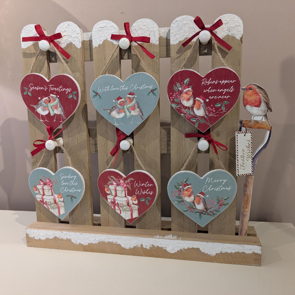 Festive Robin Wooden Heart Hangers 8XA533 Richard Langs Mulligans of Ballaghaderreen 