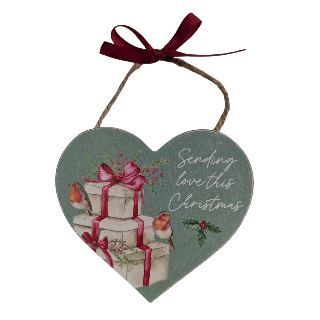 Festive Robin Wooden Heart Hangers 8XA533 Richard Langs Mulligans of Ballaghaderreen 