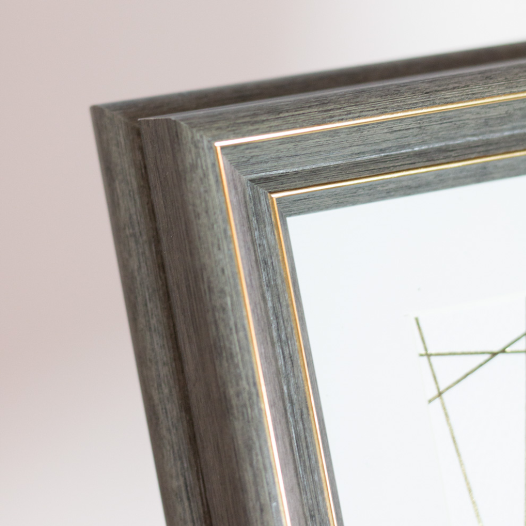 Picture Frame 4" x 6" Photo Frame - Gold Ridge