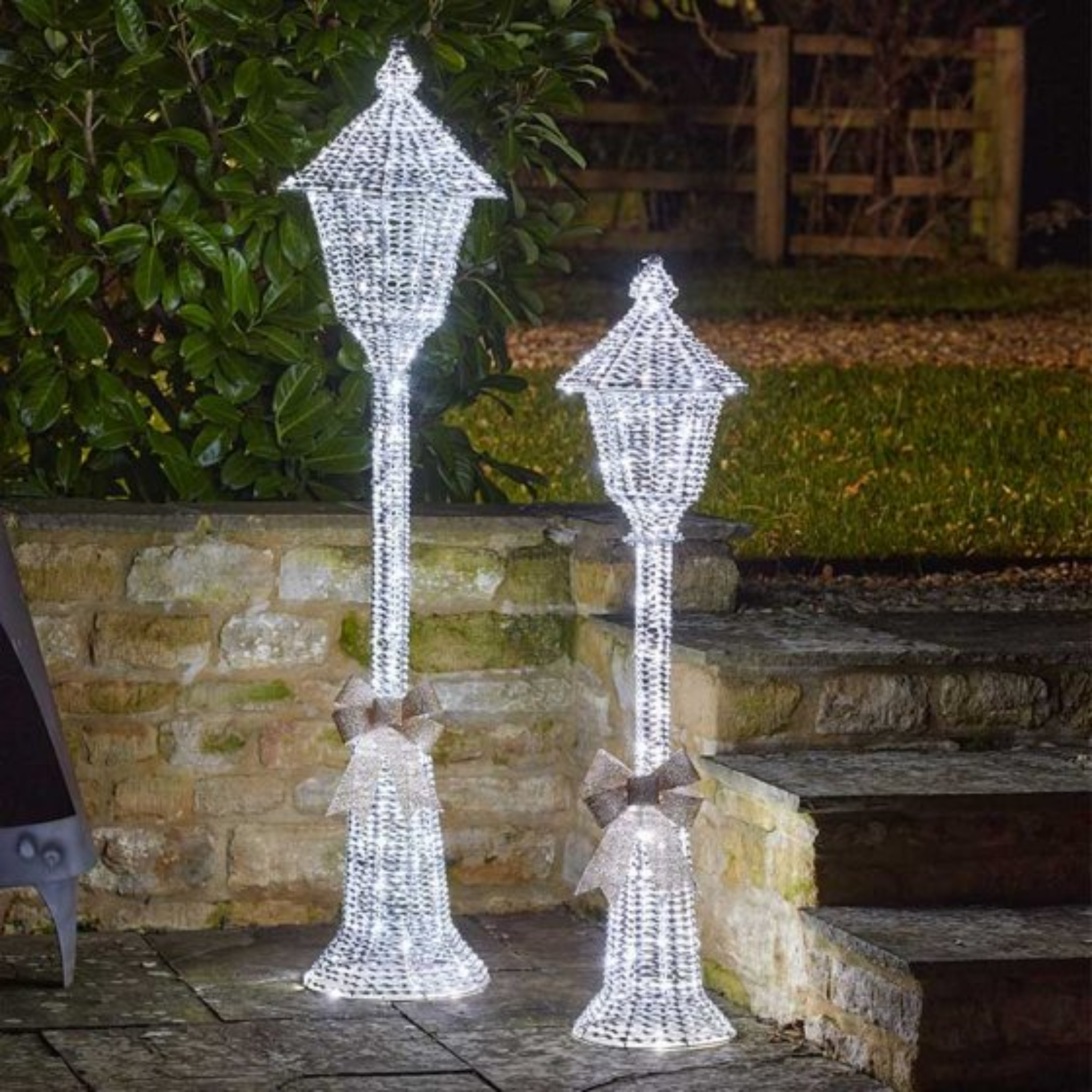 GlitterTwist Lamp Post 150cm - Silver 2506053 Smart Garden Christmas Mulligans of Ballaghaderreen