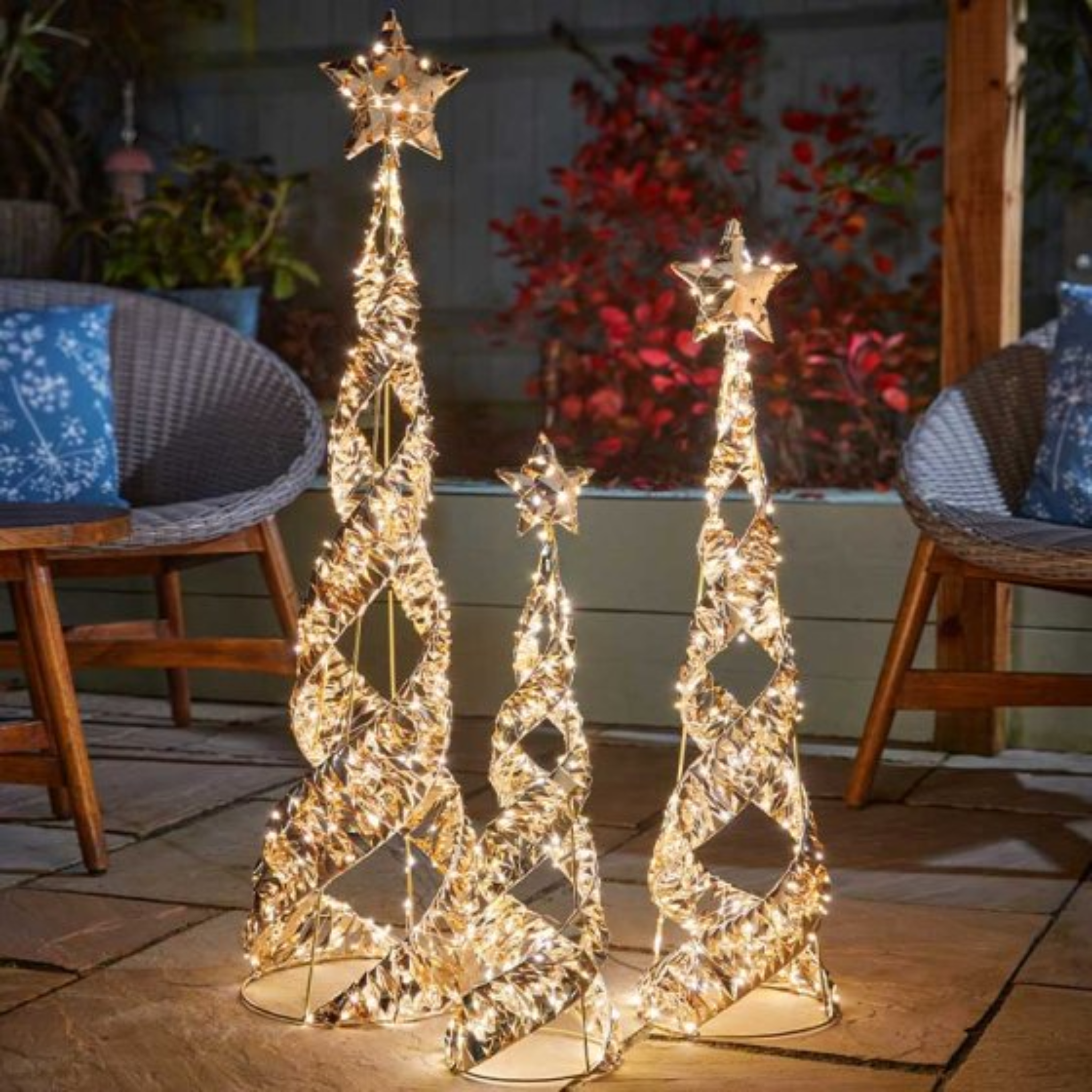 GoldTwist Starbelisk - 100cm 2506040 Smart Garden Christmas Mulligans of Ballaghaderreen