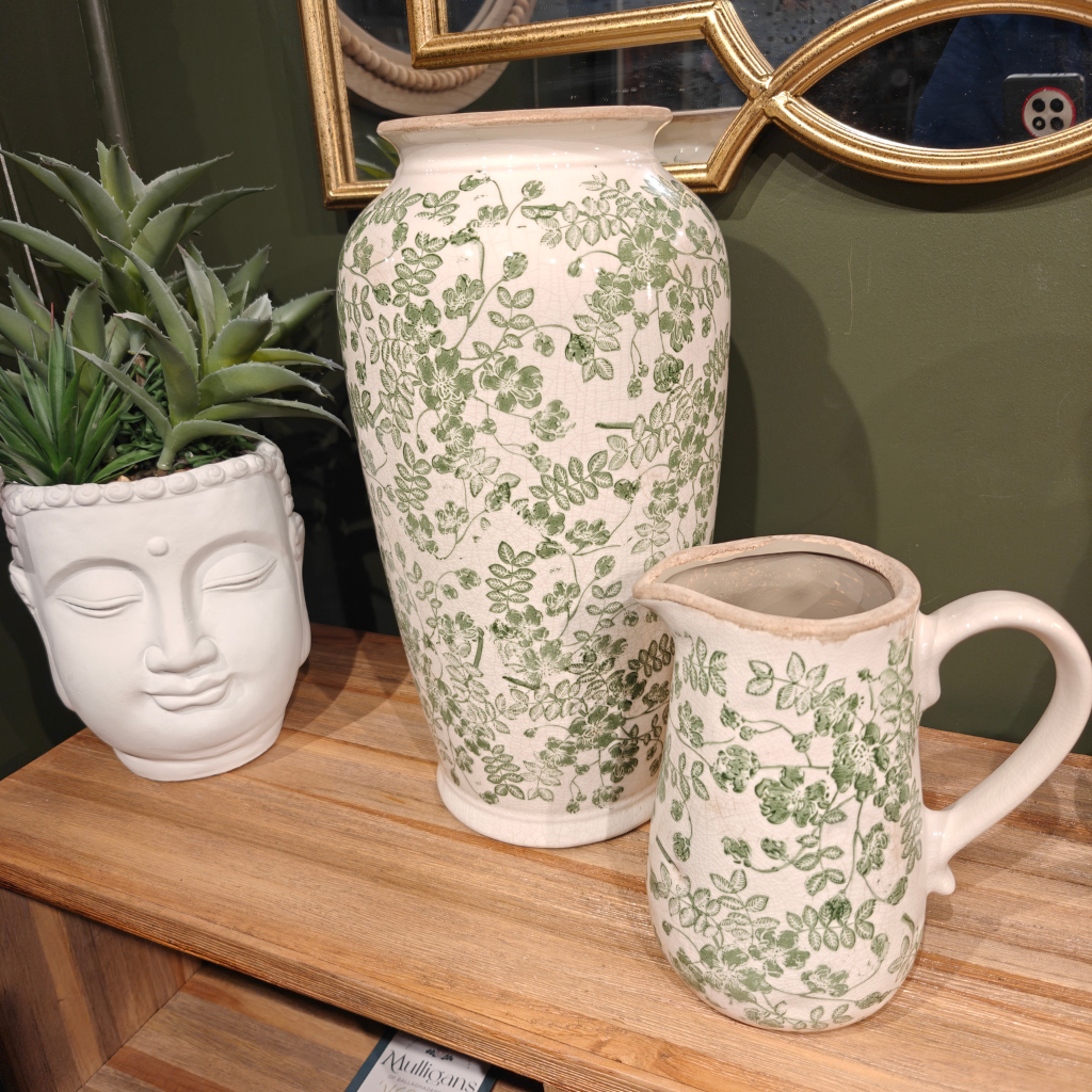 Green and White Ceramic Flower Vase Y32.61174 Harold Elmes Mulligans of Ballaghaderreen