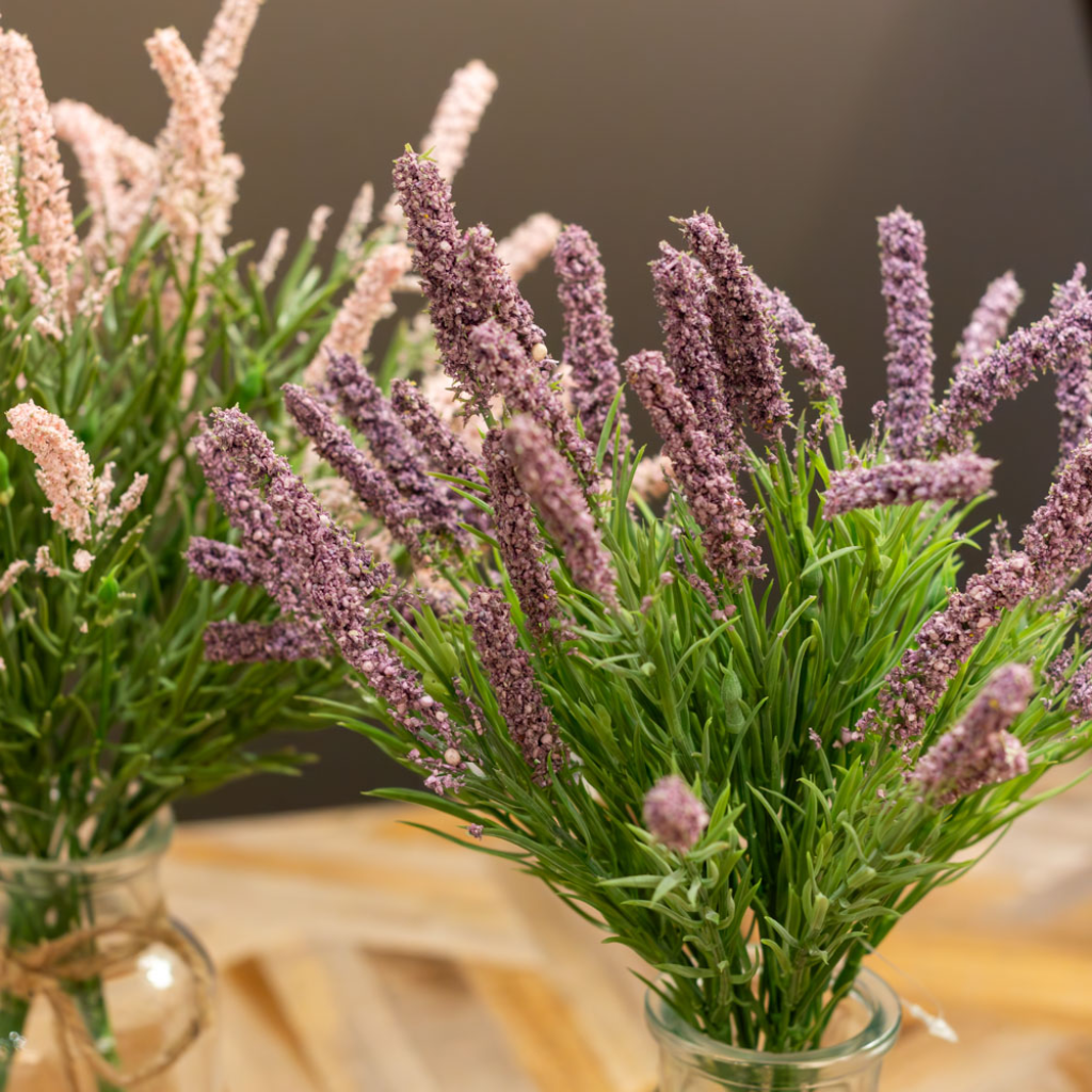 Lavender with Vase TL6576 Tara Lane Mulligans of Ballaghaderreen