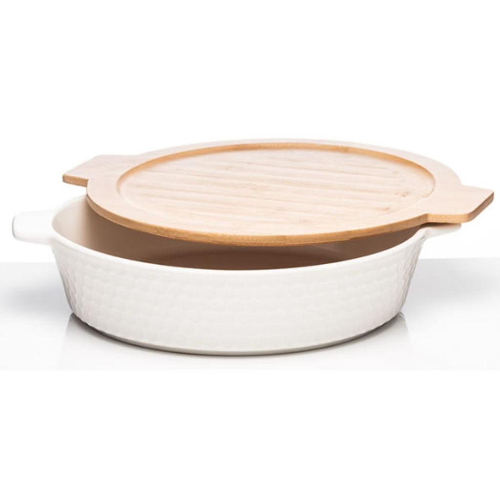 Newgrange Honeycomb White Ceramic Bakeware Round Medium 30285 Kirkwood Mulligans of Ballaghaderreen