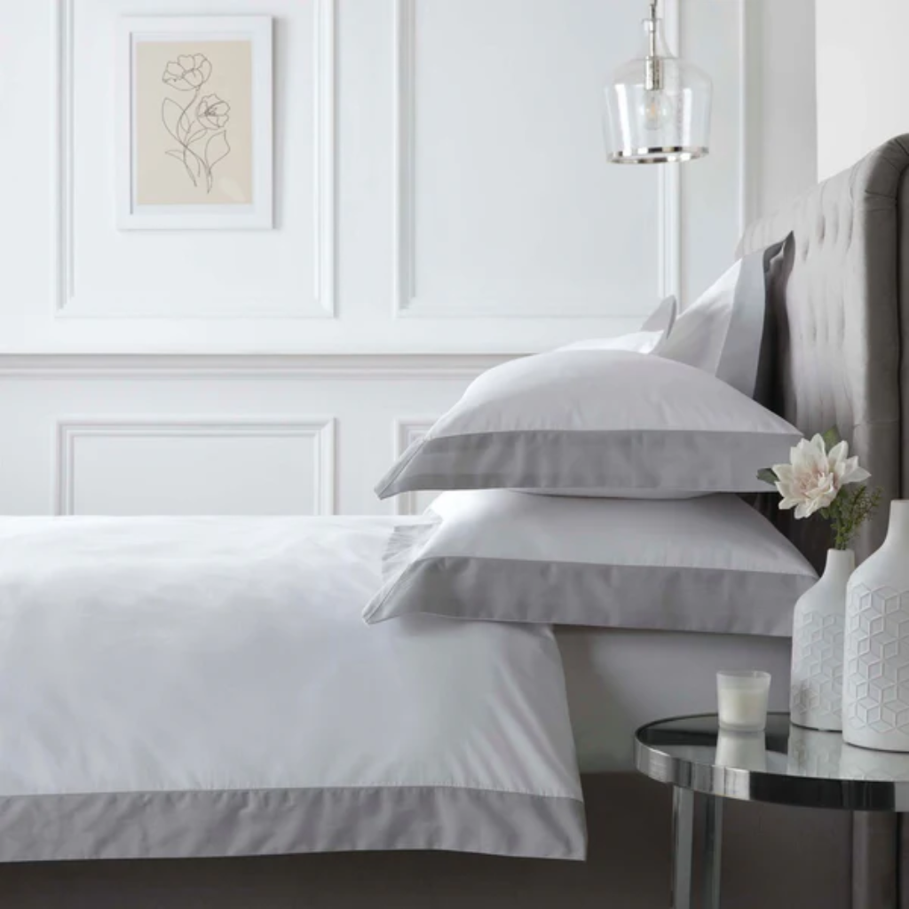 Oxford Edge White/Grey Duvet Set OEWGDS Appletree Boutique Mulligans of Ballaghaderreen