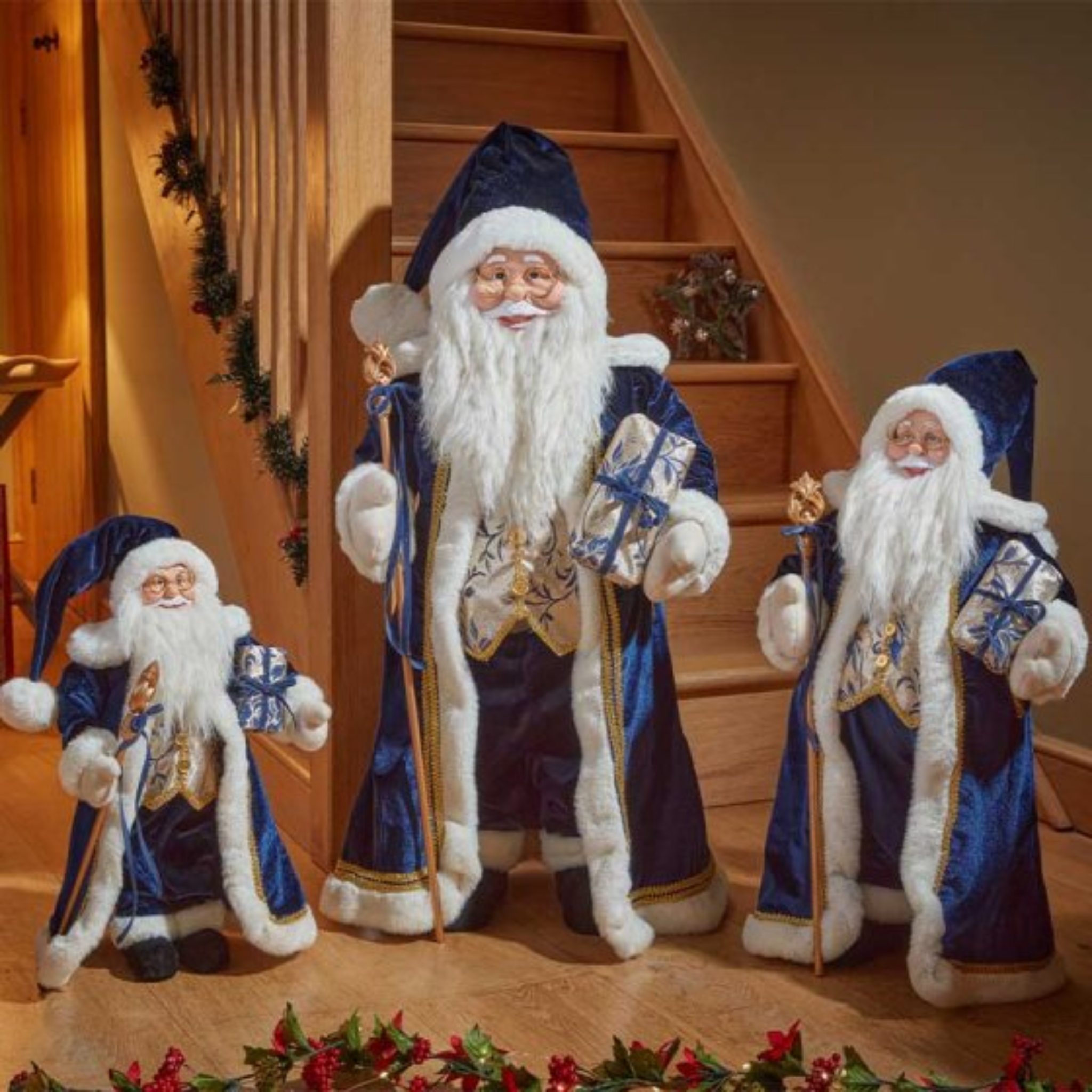 Regal Santa Regular - Sapphire 2516043 Smart Garden Christmas Mulligans of Ballaghaderreen