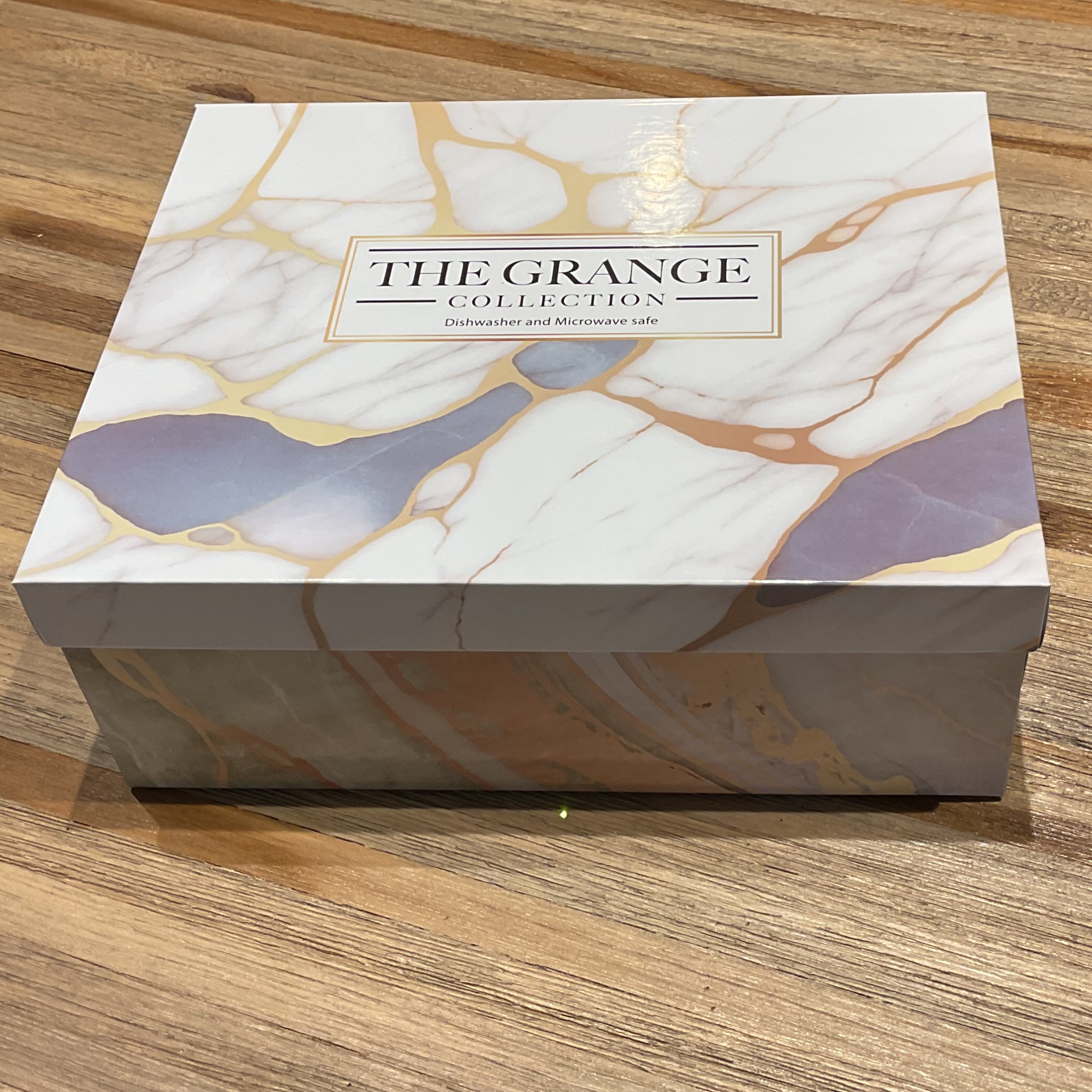 The Grange Collection Mug Set 4 With Golden Streaks HP55 Kirkwood Mulligans of Ballaghaderreen