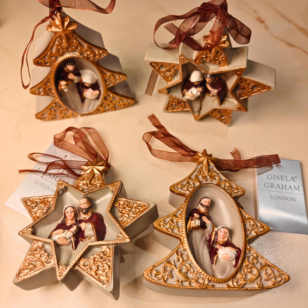 Gisela Graham - Hanging Resin Nativity