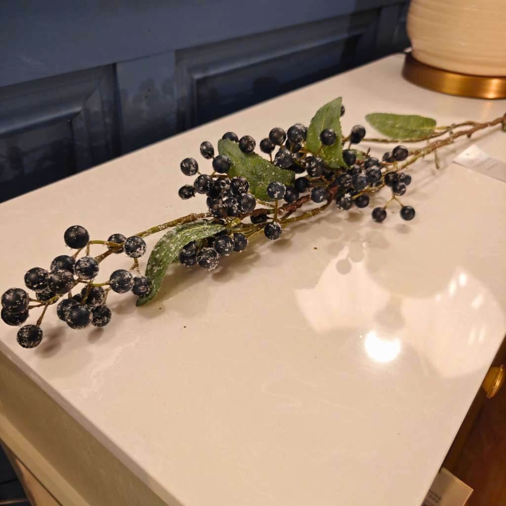 Gisela Graham - Blueberries with Foliage Spray