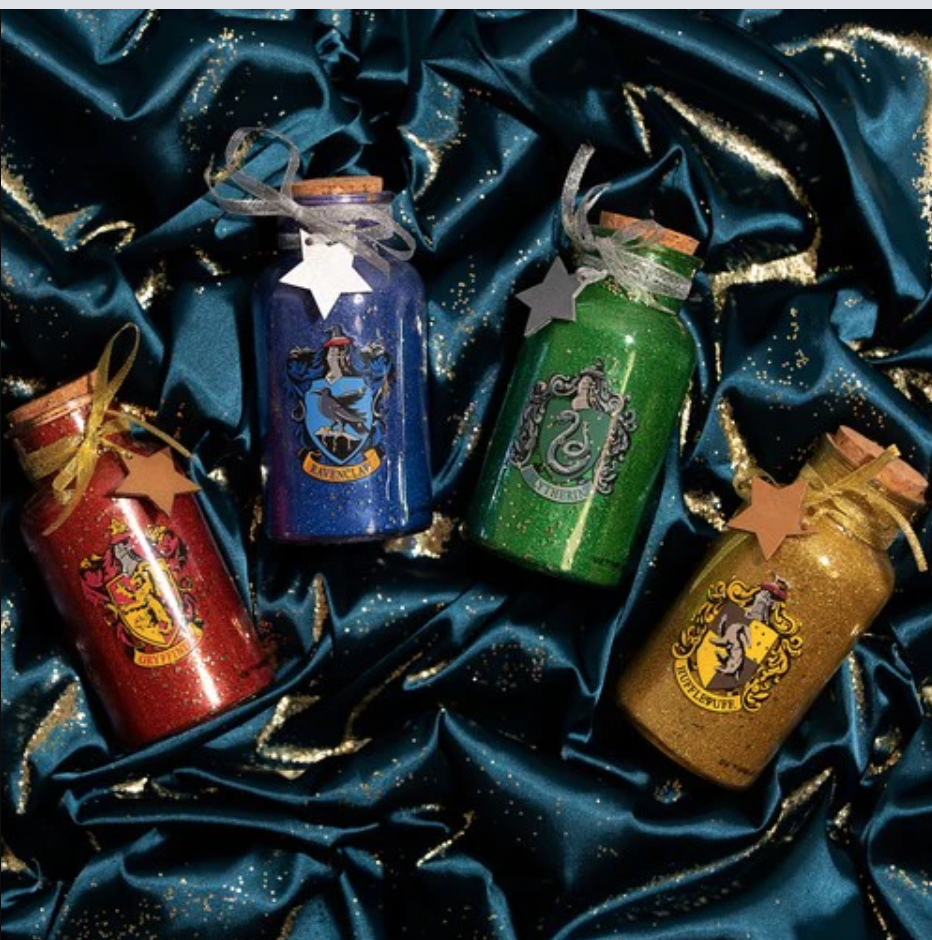 HARRY POTTER LED LIGHT UP GLASS JAR HOUSES Decoration XM9717 Widdop & Co. Mulligans of Ballaghaderreen